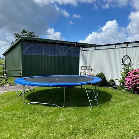 Tolle In Mit Grossem Garten